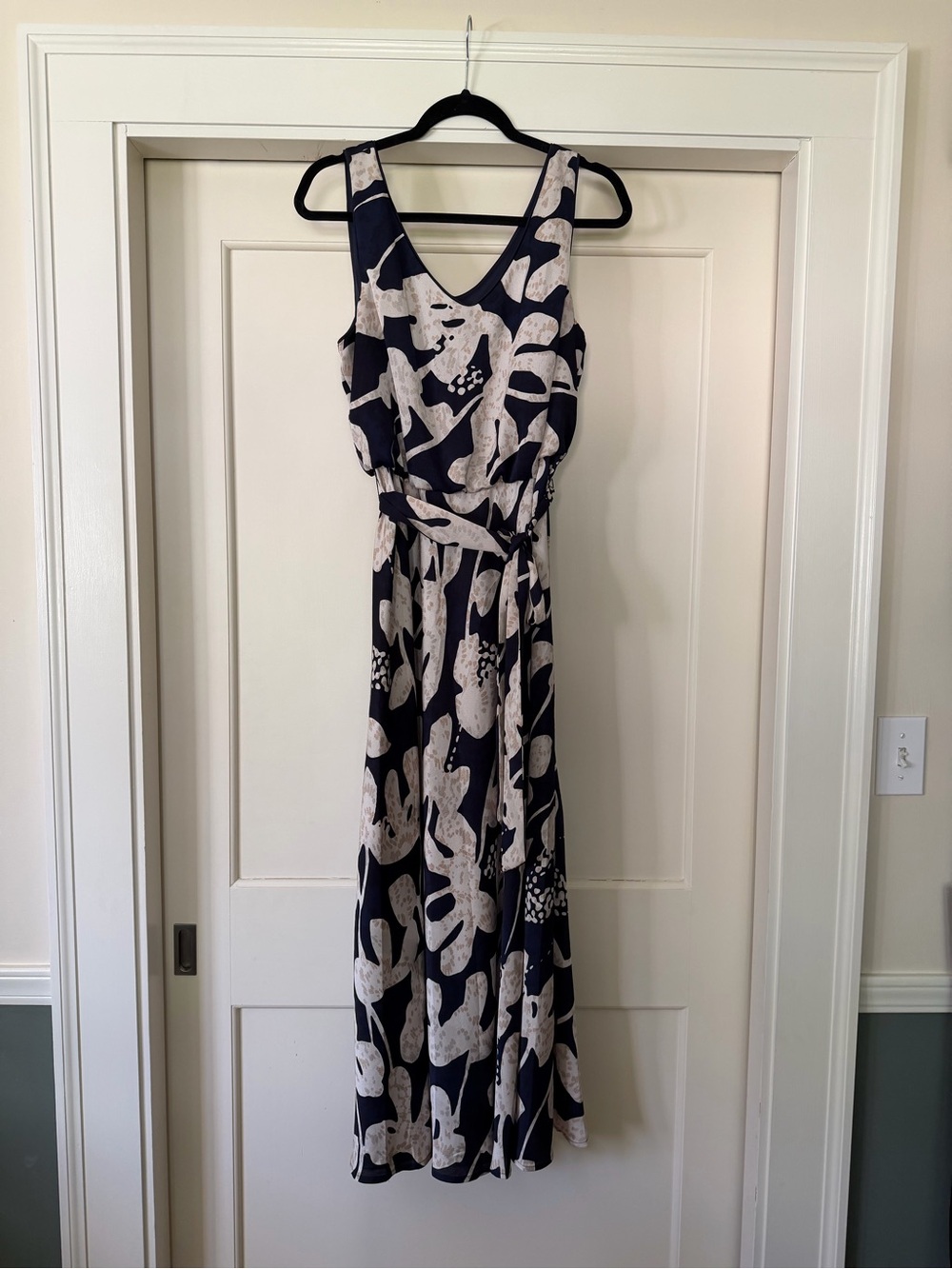 NIC+ZOE Navy Maxi Dress with Cream Abstract Print and Tie Waist
